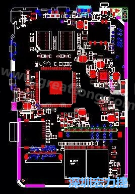 上圖是一個(gè)開發(fā)板的PCB，從布局中可以看出各個(gè)接口電路分離很明確，SDRAM和DDR以及SD卡接口電路等走線不會(huì)造成相互的干擾。-深圳宏力捷