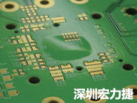 散熱差可能導(dǎo)致PCB阻焊層的剝離。