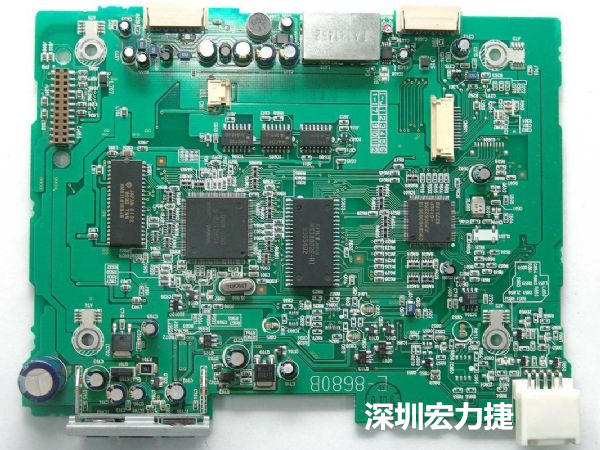 大面積PCB若電子元器件數(shù)量多、重量較重，板材強(qiáng)度不夠時(shí)容易產(chǎn)生PCB中央部凹陷問(wèn)題。