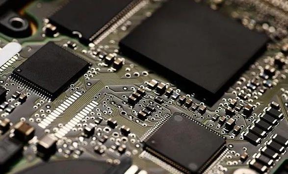 PCBA加工貼片元器件與插件元器件的區(qū)別在哪？